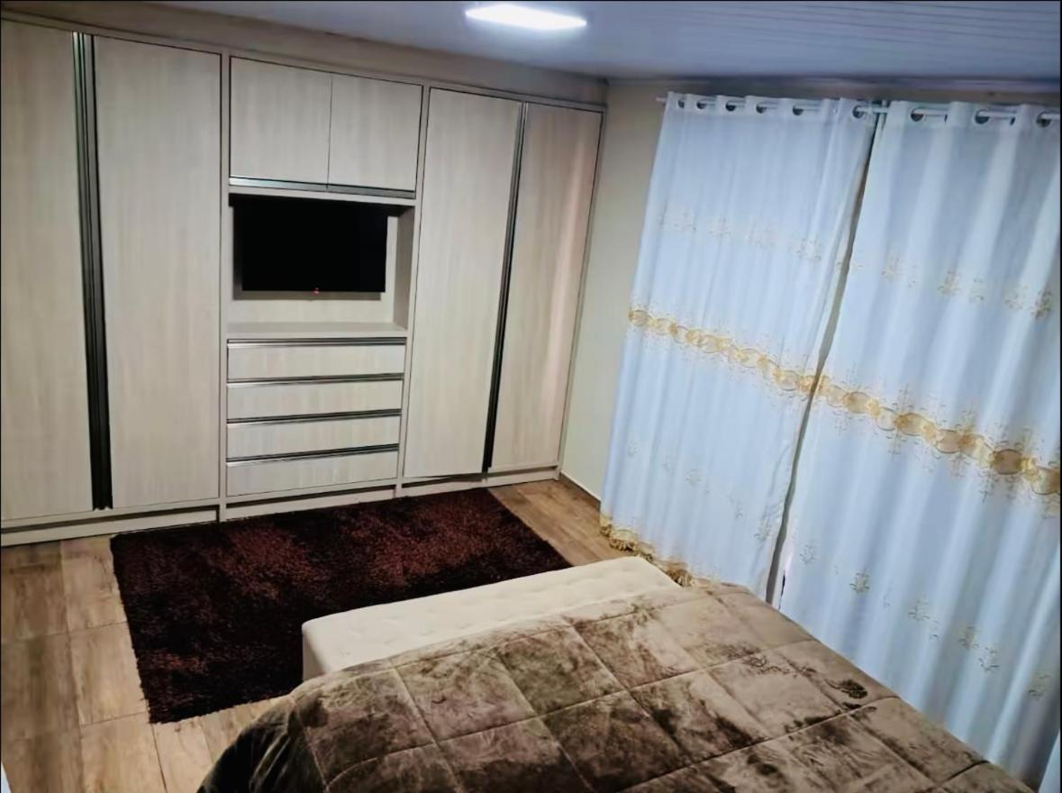 Della Giustina Comfort - Aconchegante, Lindo, Moderno, Renovado Entre Abba Pai Church E Centro Apartment