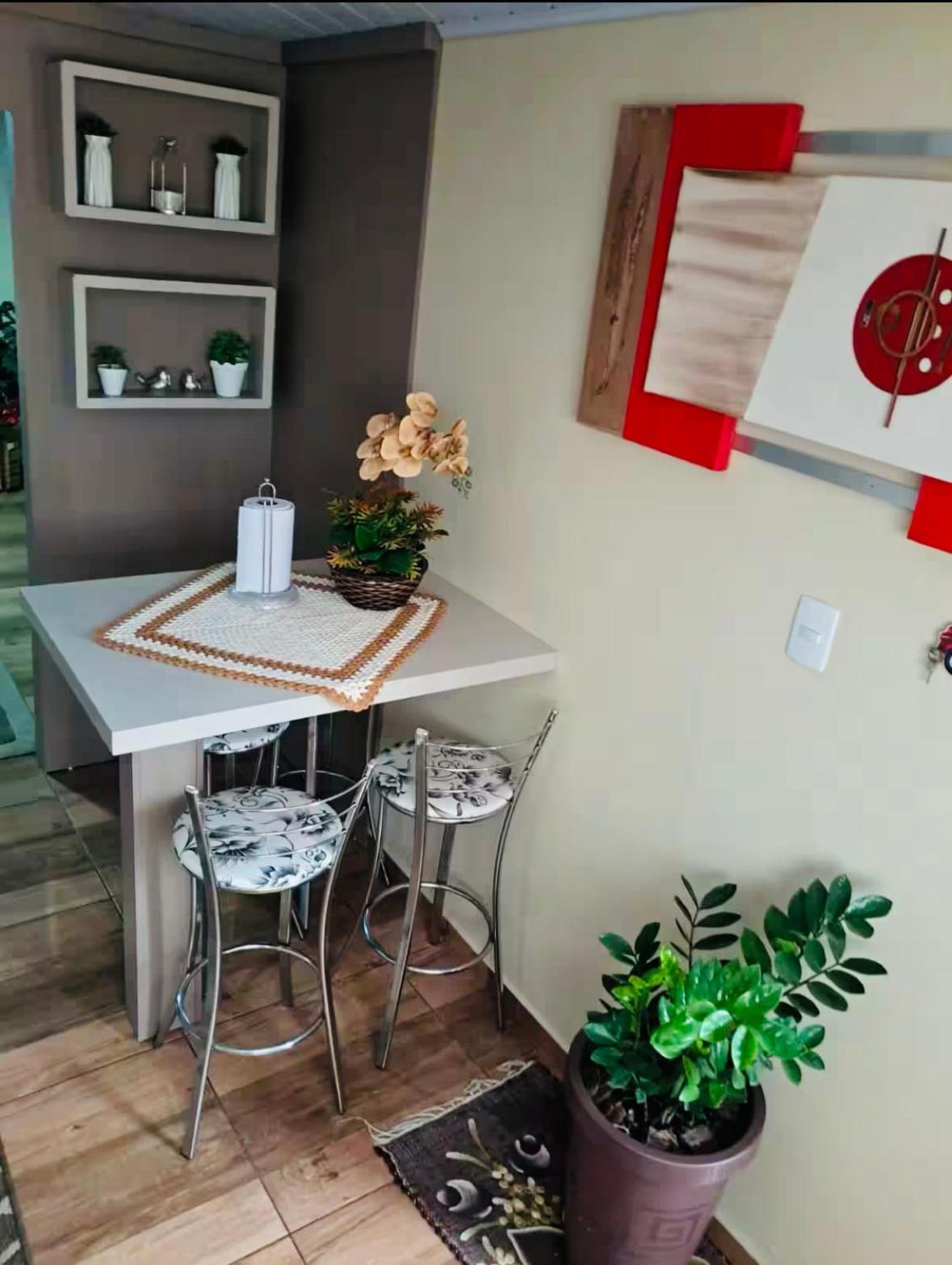 Della Giustina Comfort - Aconchegante, Lindo, Moderno, Renovado Entre Abba Pai Church E Centro
