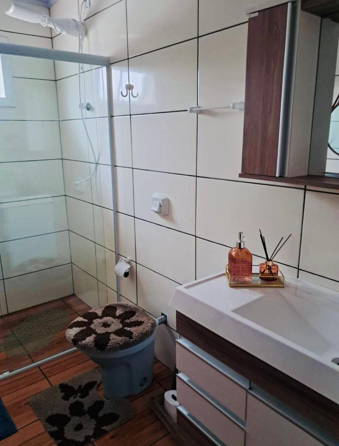 Della Giustina Comfort - Aconchegante, Lindo, Moderno, Renovado Entre Abba Pai Church E Centro Apartamento